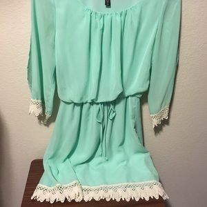 Beautiful mint dress with split sleeve